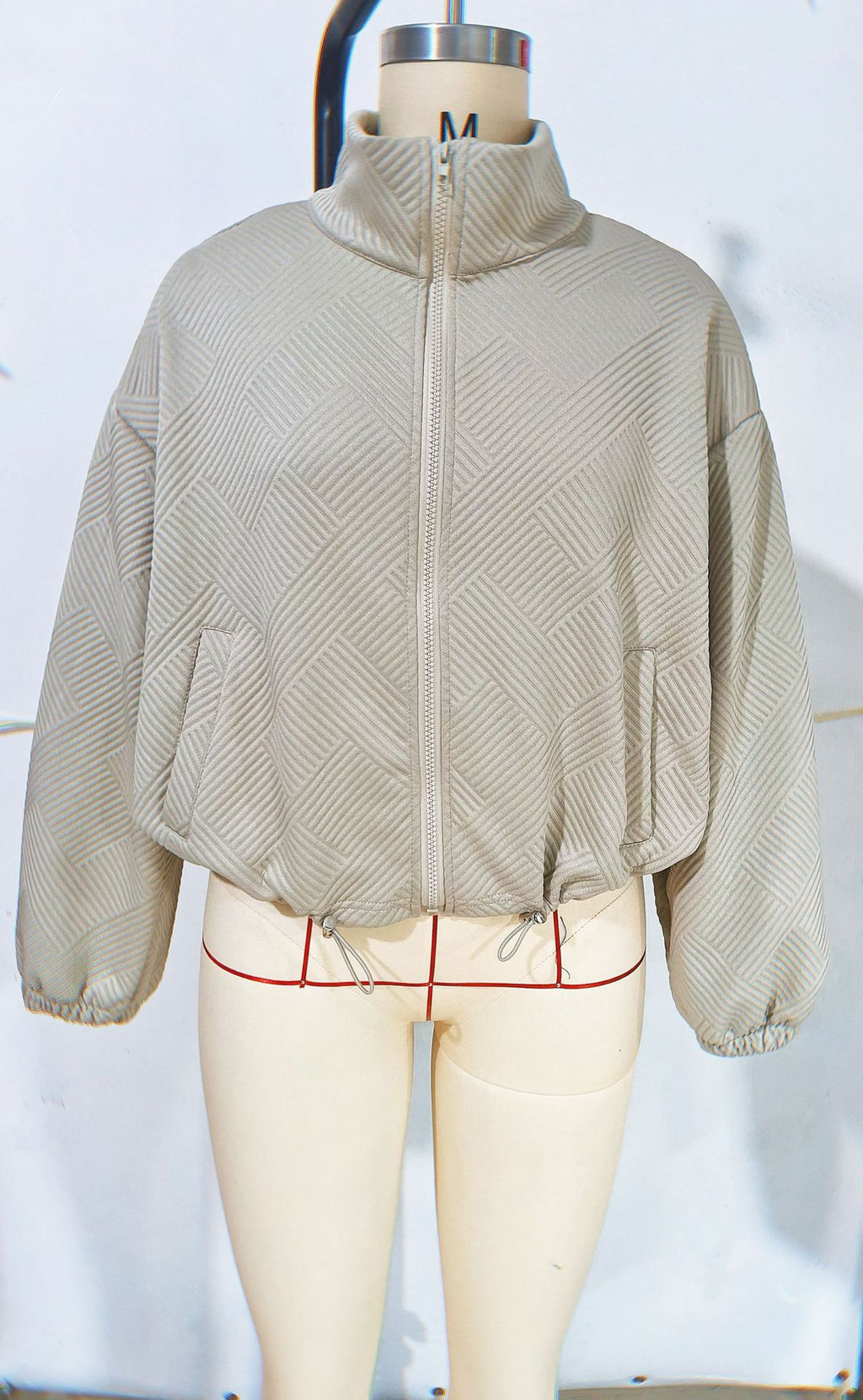 Chamarra Urbana Loose Fit con Cierre - Now & She - vista 11